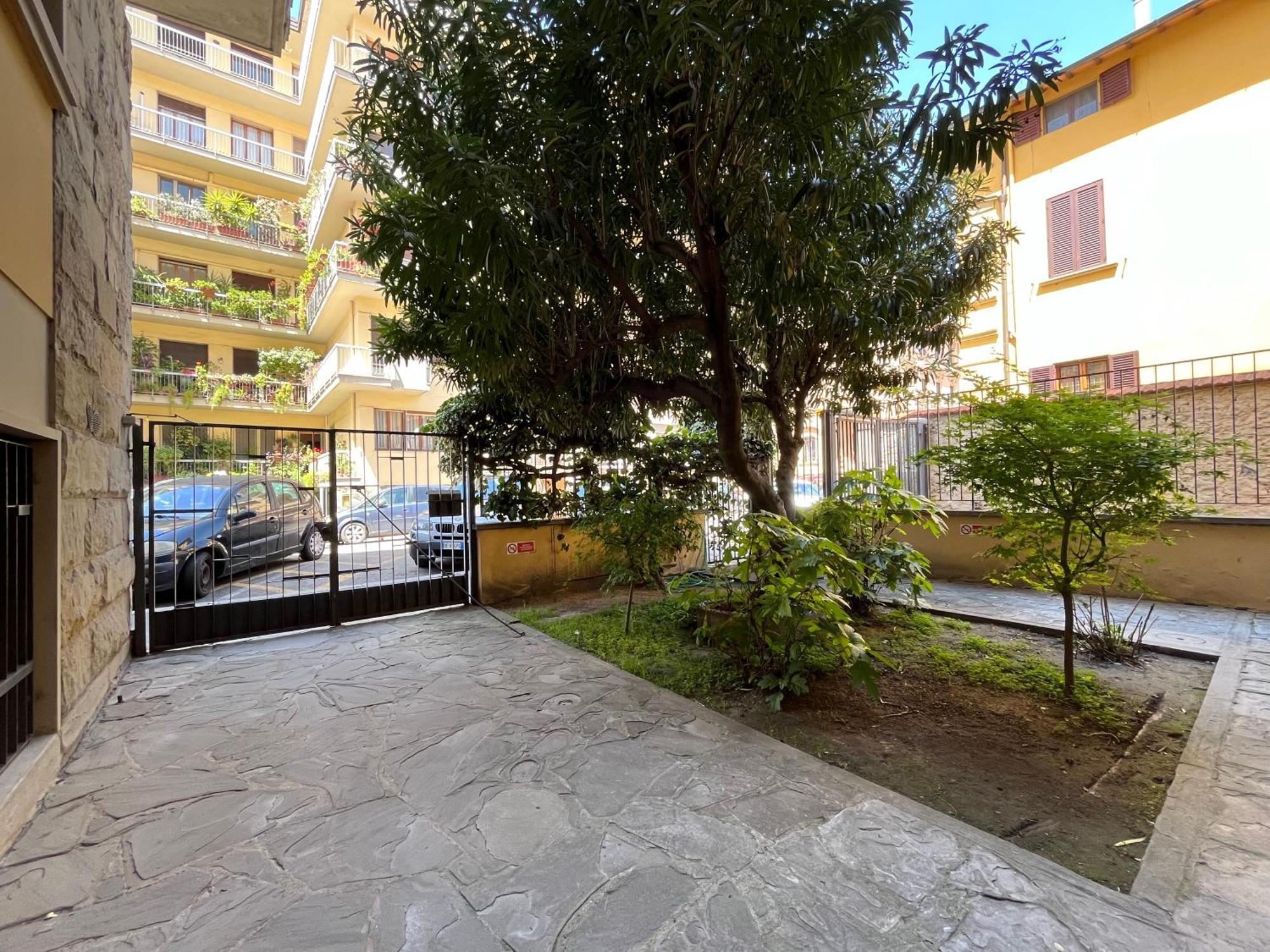 Orcagna With Parking *